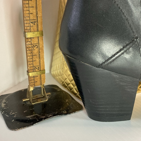 Genuine Harley Davidson leather women’s black stacked heel boots. Smoke smell 6 - Picture 4 of 8